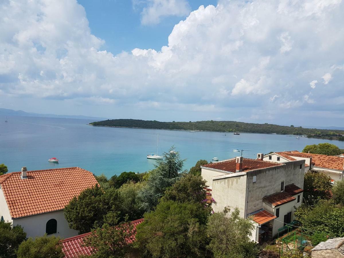 Blue Sea Blue Sky Apartment โลวิสเต ภายนอก รูปภาพ